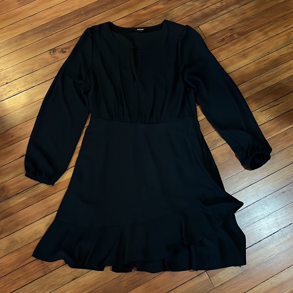 Express Dresses & Skirts - Black Long Sleeved Dress
